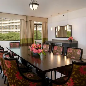 Курортный комплекс The Royal Hawaiian, A Luxury Collection Resort, Waikiki, Гонолулу