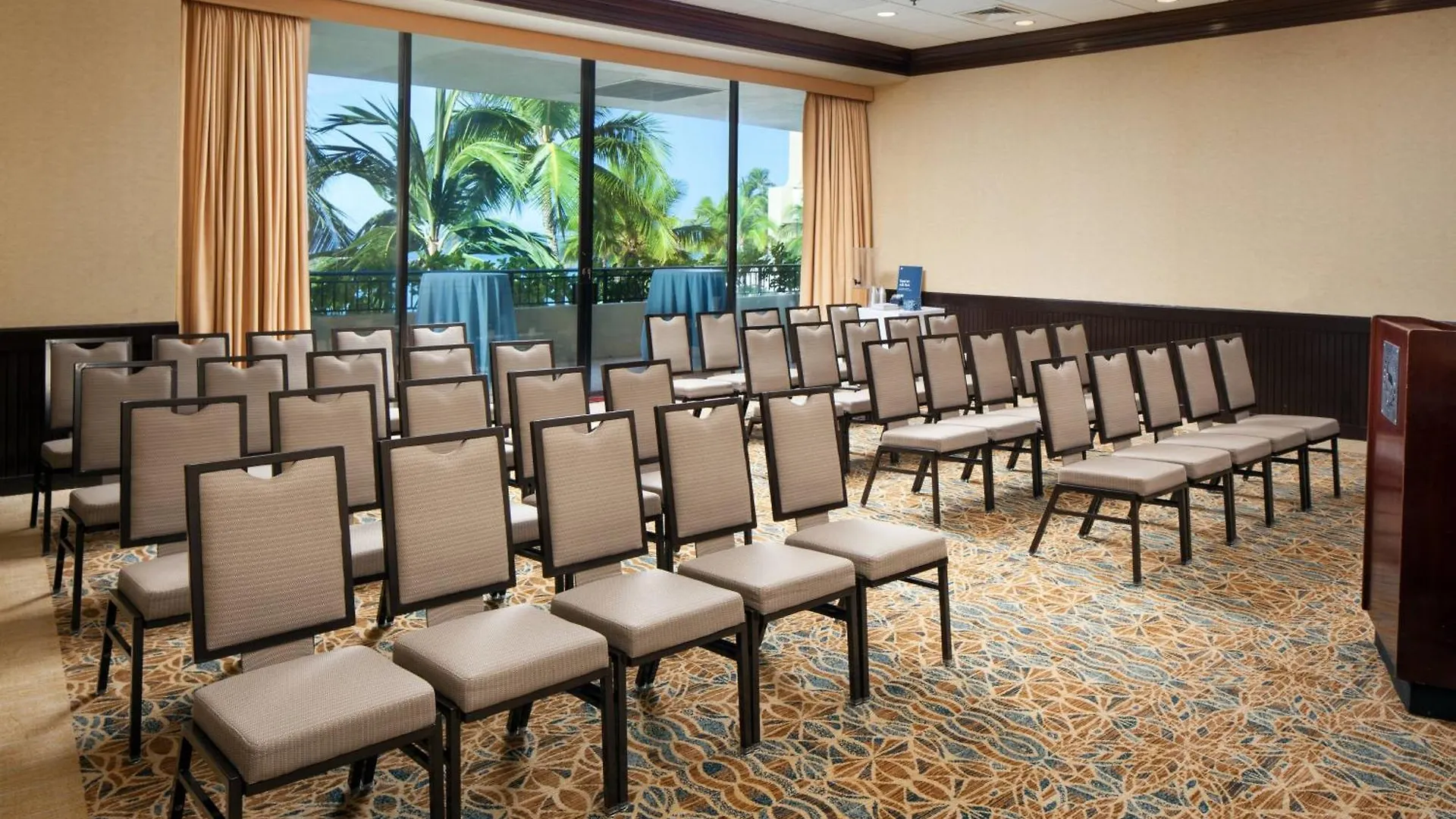 ****  Sheraton Waikiki Beach Resort Honolulu ABD